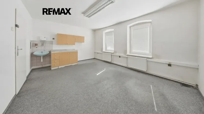 Prodej kanceláře, Nový Bor, Mařákova, 470 m2