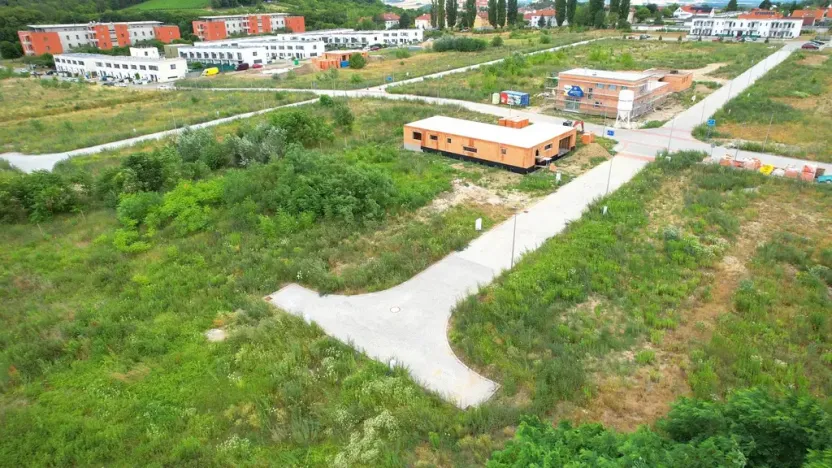 Prodej pozemku, Mikulov, Slovácké brigády, 721 m2