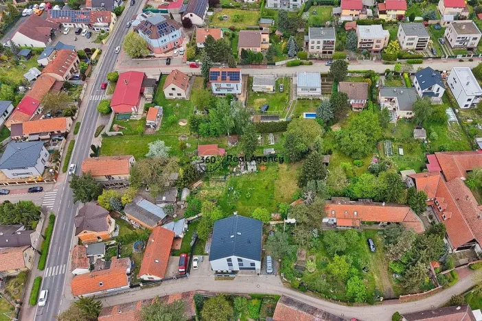 Prodej pozemku, Praha, 1418 m2