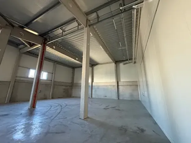 Pronájem výrobních prostor, Brno, Jihlavská, 983 m2