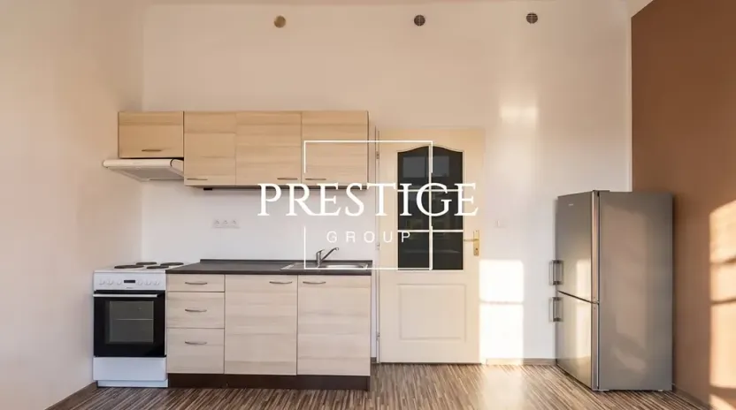Pronájem bytu 1+kk, Praha - Holešovice, Veletržní, 35 m2