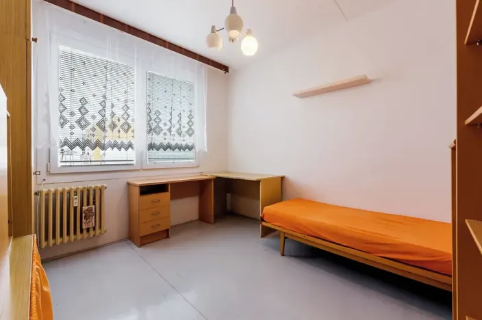 Pronájem bytu 4+1, Plzeň, Strážnická, 80 m2