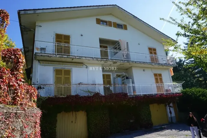 Prodej bytu 3+kk, Crocefieschi, Itálie, Via Garibaldini, 84 m2