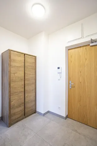 Pronájem bytu 2+kk, Praha - Holešovice, Osadní, 62 m2