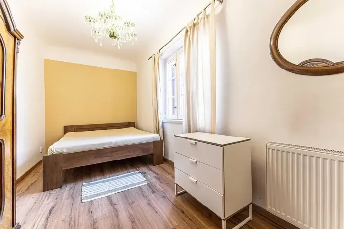 Pronájem bytu 2+kk, Praha - Malá Strana, Mostecká, 50 m2