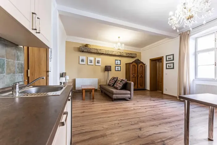 Pronájem bytu 2+kk, Praha - Malá Strana, Mostecká, 50 m2