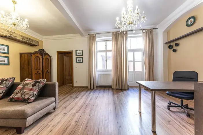 Pronájem bytu 2+kk, Praha - Malá Strana, Mostecká, 50 m2