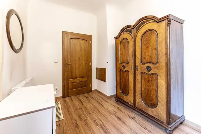 Pronájem bytu 2+kk, Praha - Malá Strana, Mostecká, 50 m2