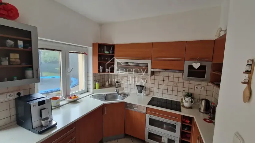 Pronájem bytu 2+kk, Pardubice, V Ráji, 46 m2