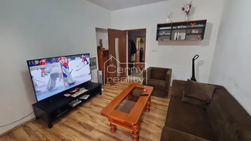 Pronájem bytu 2+kk, Pardubice, V Ráji, 46 m2