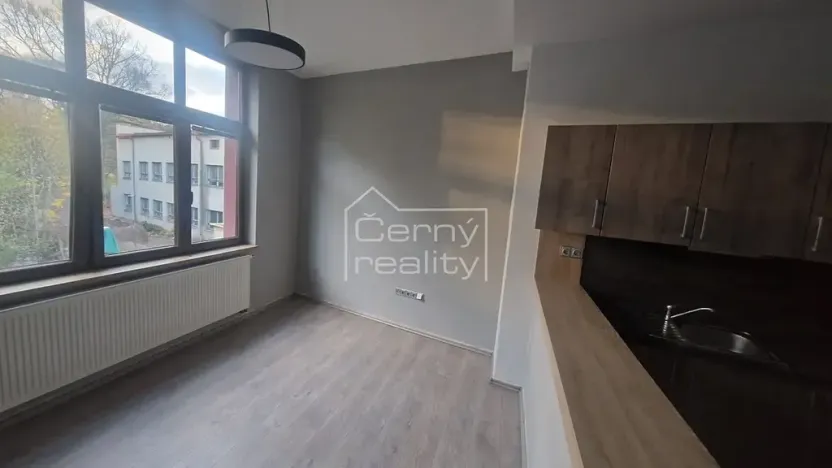 Pronájem obchodního prostoru, Hronov, Hostovského, 180 m2