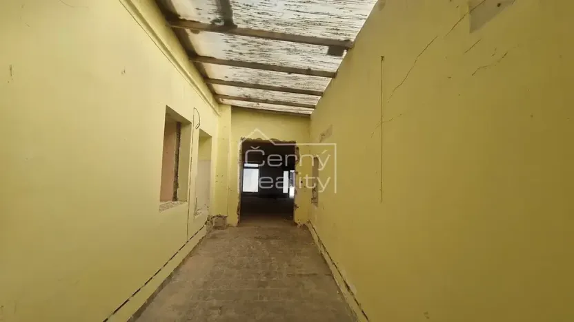 Prodej komerční nemovitosti, Nový Bydžov, Dukelská třída, 300 m2