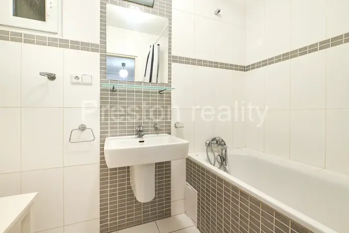 Pronájem bytu 2+1, Praha - Holešovice, U měšťanského pivovaru, 86 m2