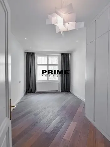 Pronájem bytu 2+kk, Praha - Vinohrady, náměstí Jiřího z Poděbrad, 54 m2