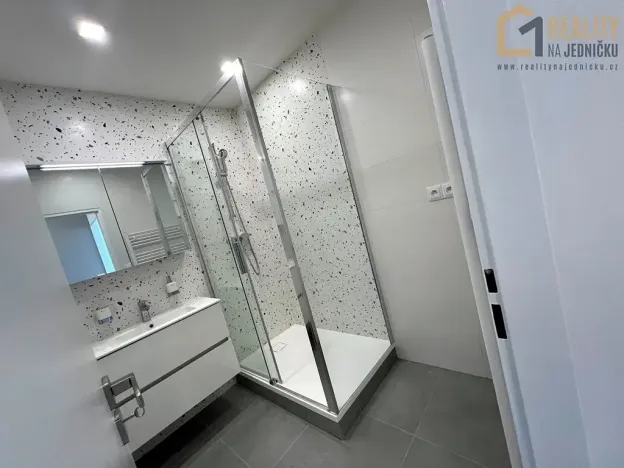 Pronájem bytu 2+kk, Ústí nad Orlicí, Popradská, 47 m2