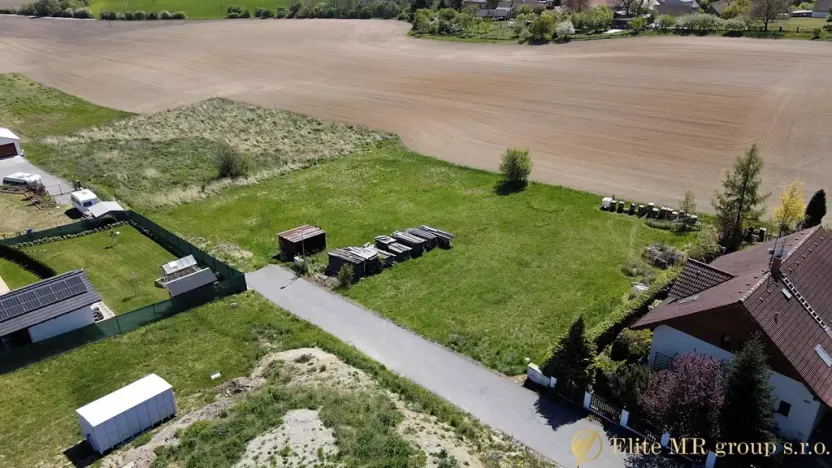 Prodej pozemku pro bydlení, Loučeň, 811 m2