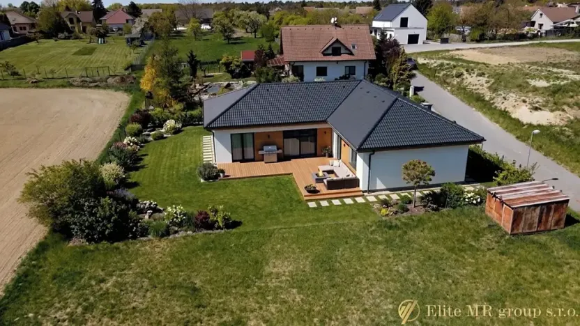 Prodej pozemku pro bydlení, Loučeň, 811 m2