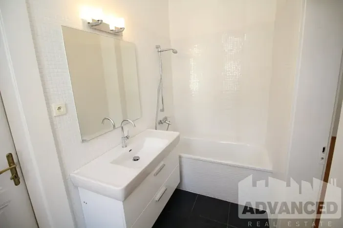 Pronájem bytu 3+kk, Praha - Vinohrady, Vinohradská, 84 m2