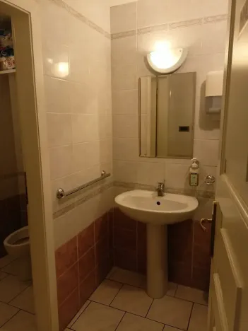 Pronájem kanceláře, Praha - Staré Město, Týnská ulička, 73 m2