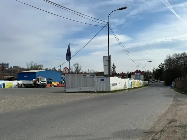 Pronájem skladu, Praha, Sulická, 3000 m2