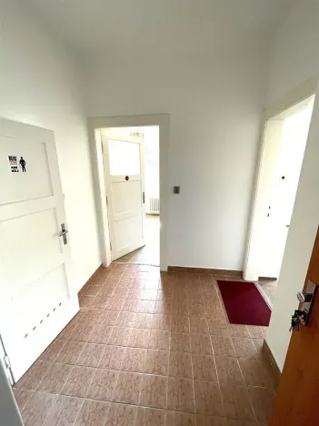 Pronájem bytu 2+kk, Praha - Záběhlice, U mlýna, 50 m2