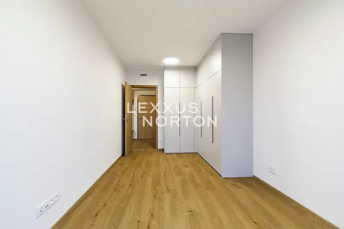 Pronájem bytu 2+kk, Praha - Vysočany, Stejnosměrná, 57 m2