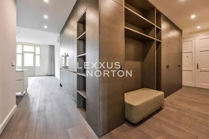 Pronájem bytu 3+kk, Praha - Vinohrady, Laubova, 95 m2