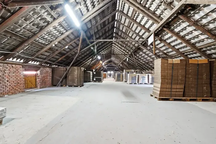 Prodej výrobních prostor, Věžky, 2200 m2