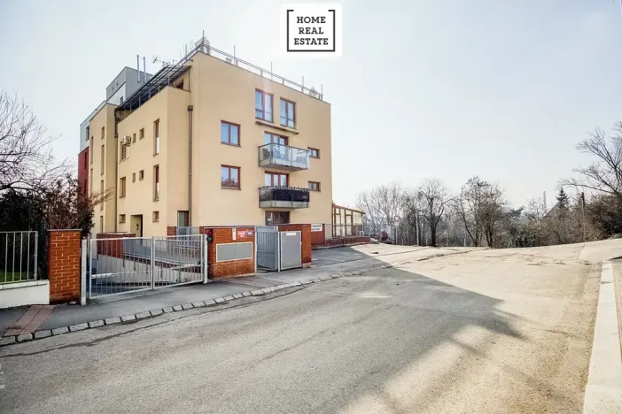 Prodej bytu 3+kk, Praha - Libeň, Nad Rokoskou, 77 m2