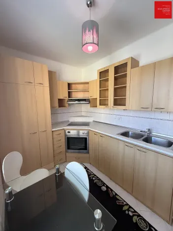 Pronájem bytu 1+1, Mariánské Lázně, Hlavní třída, 46 m2