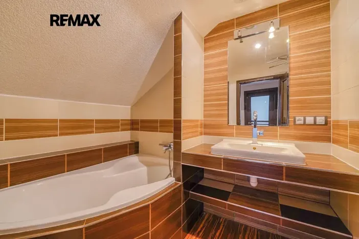 Prodej rodinného domu, Zbůch, Luční, 230 m2