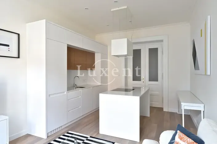 Pronájem bytu 2+kk, Praha - Vinohrady, náměstí Jiřího z Poděbrad, 56 m2
