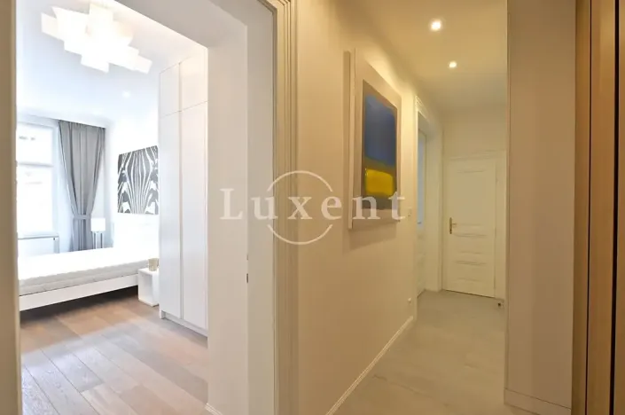 Pronájem bytu 2+kk, Praha - Vinohrady, náměstí Jiřího z Poděbrad, 56 m2