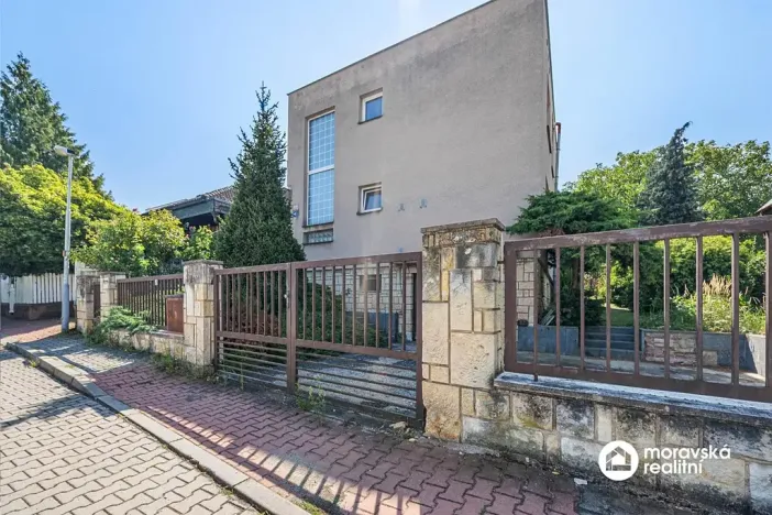 Prodej rodinného domu, Praha - Stodůlky, Pod viaduktem, 210 m2