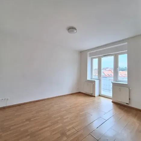Pronájem bytu 2+1, Praha - Smíchov, Podbělohorská, 42 m2