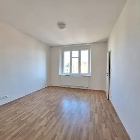 Pronájem bytu 2+kk, Praha - Holešovice, Malá Plynární, 51 m2