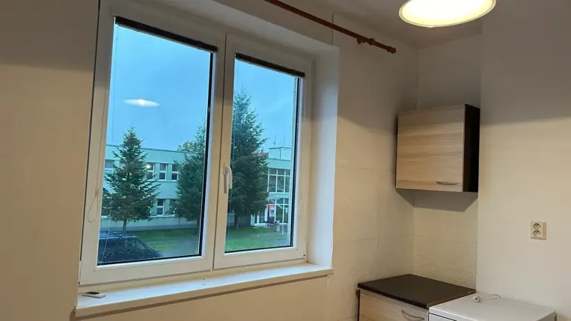 Pronájem bytu 2+1, Bánov, 55 m2