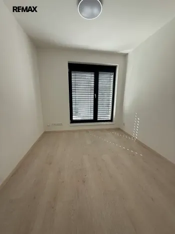 Pronájem bytu 2+kk, Praha - Bohnice, Pekařova, 34 m2