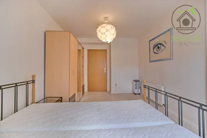 Pronájem bytu 2+1, Praha - Staré Město, Betlémské náměstí, 75 m2