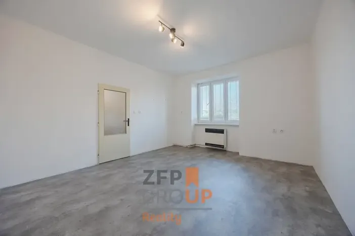 Prodej bytu 1+1, Znojmo, Loucká, 42 m2