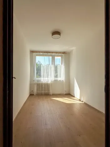 Pronájem bytu 2+kk, Praha, Janovská, 50 m2