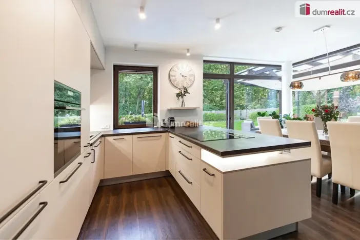 Prodej vily, Praha - Radotín, Minerální, 249 m2