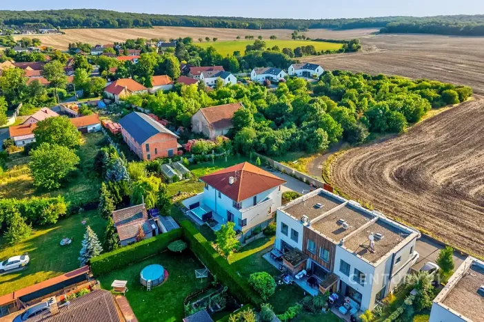 Prodej rodinného domu, Bašť, Břežanská, 246 m2