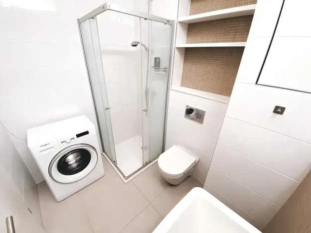 Pronájem bytu 2+kk, Praha - Libeň, Novovysočanská, 40 m2