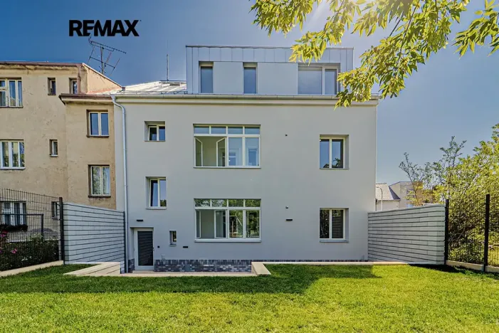 Prodej bytu 3+kk, Slaný, Navrátilova, 77 m2