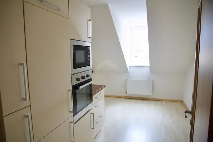 Pronájem bytu 3+1, Karlovy Vary, Moskevská, 80 m2