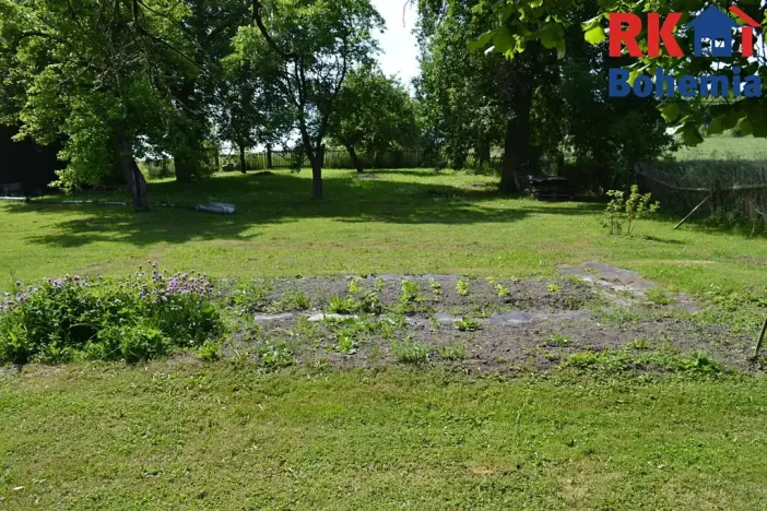 Prodej chalupy, Cholenice, 120 m2