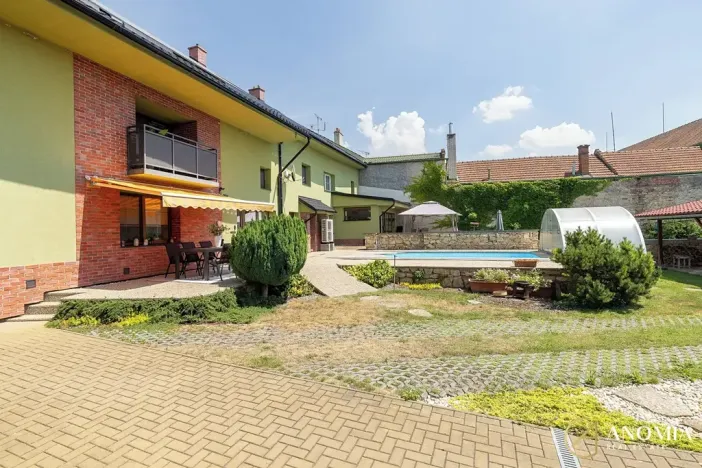 Prodej rodinného domu, Tučín, 332 m2