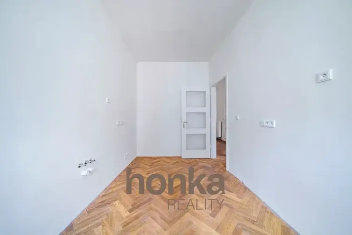 Prodej bytu 3+1, Praha - Holešovice, Janovského, 110 m2