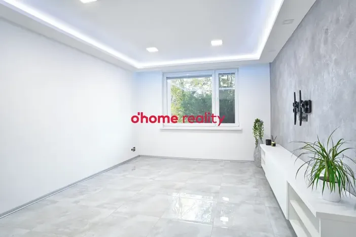 Pronájem bytu 2+1, Olomouc, Jarmily Glazarové, 62 m2